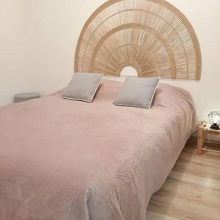 Proche Aeroport A Pied, O Nature Apartment Tille