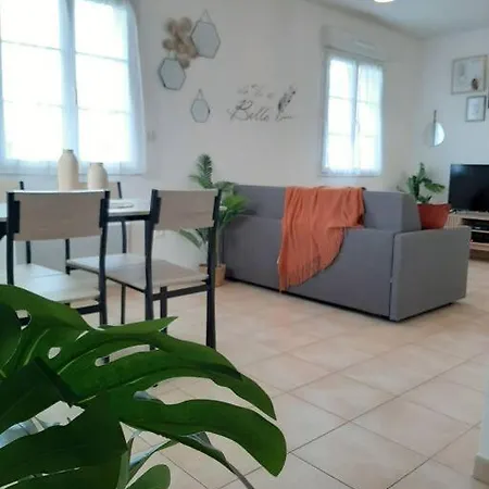 Appartement Proche Aeroport A Pied, O Nature Tillé